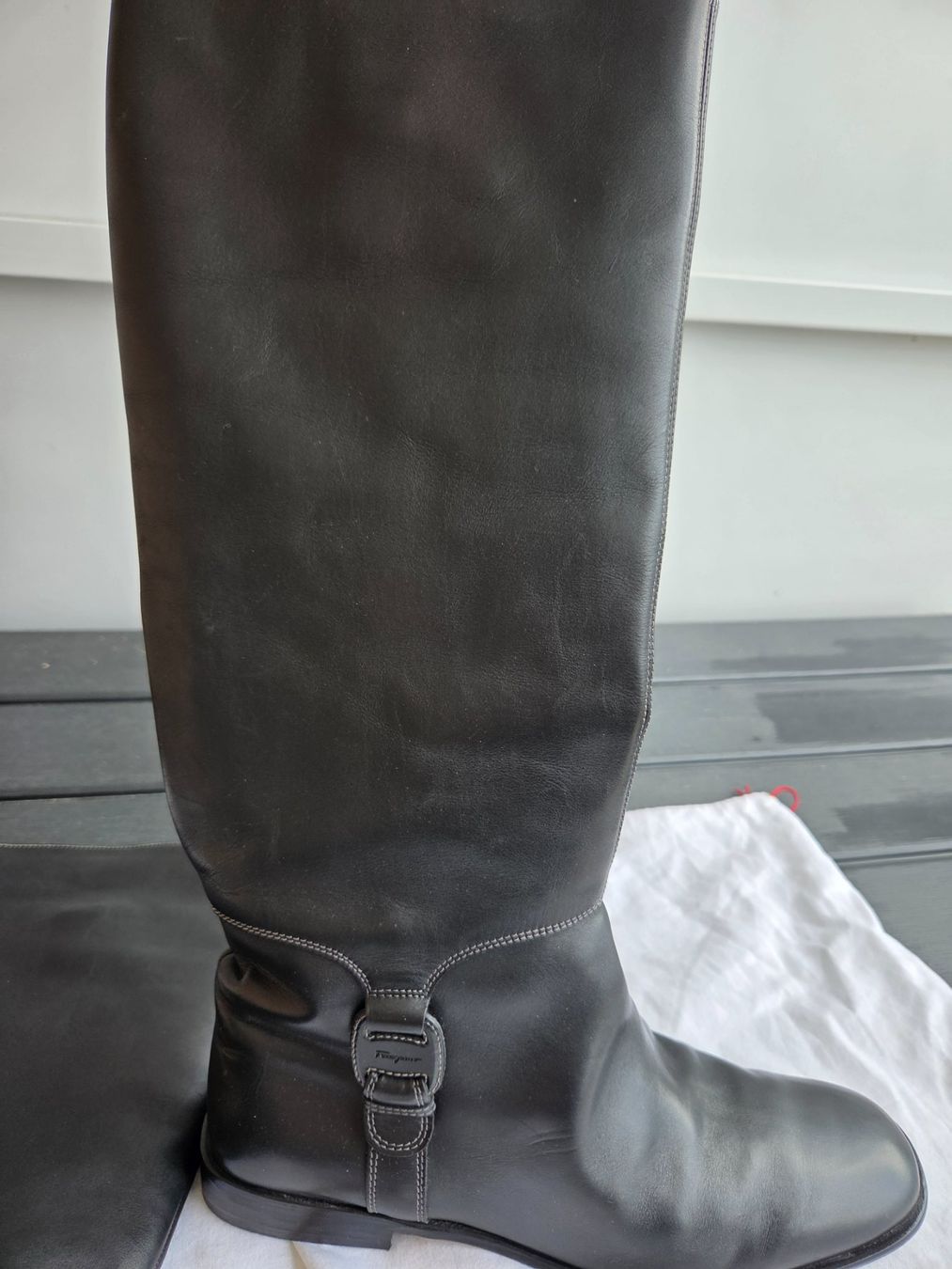 Salvatore Ferragamo Scarpe da donna: Salvatore Ferragamo Stifel Leder nero – Usato da Minusio venduto da Ninfa54