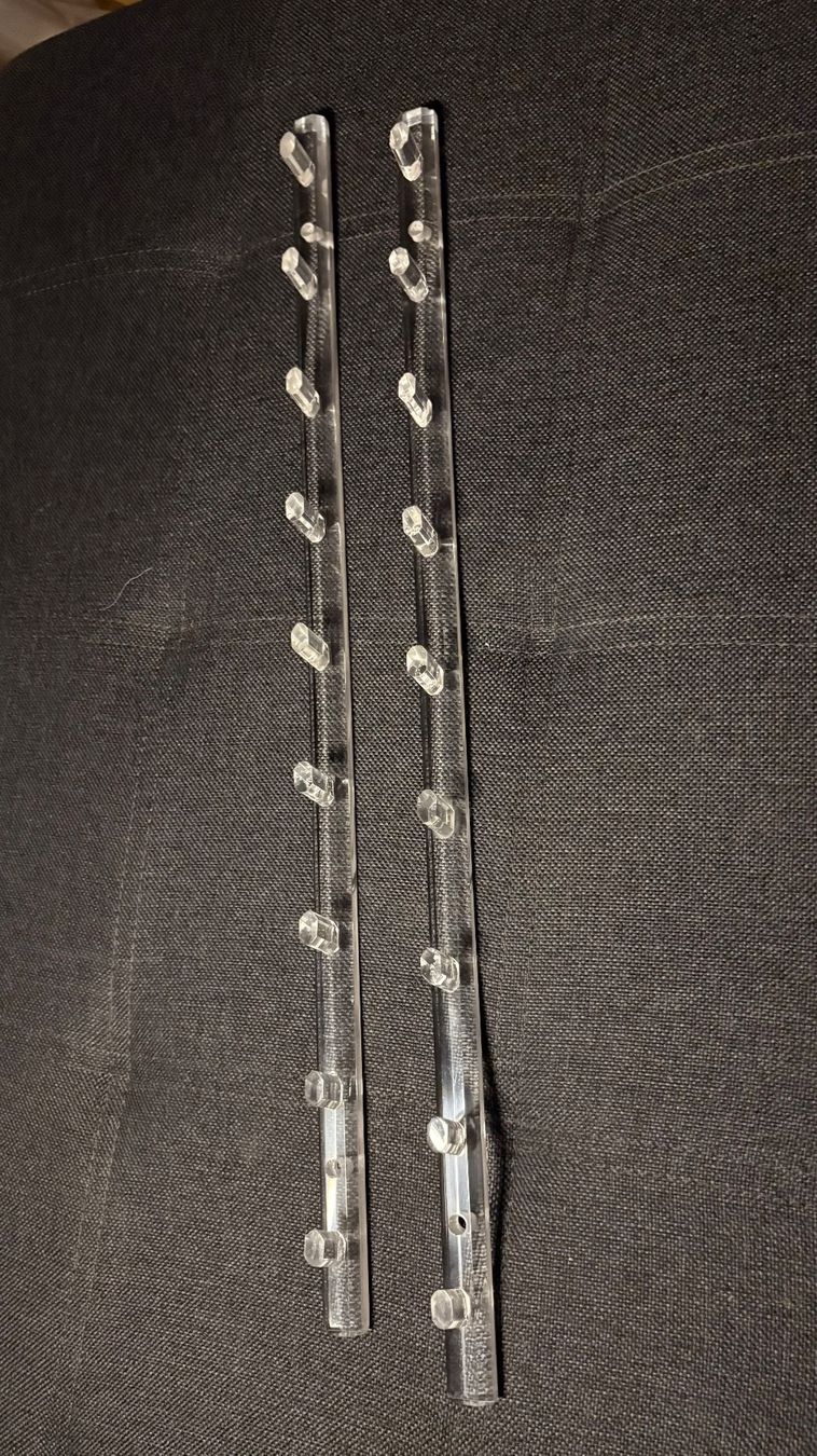 Guardaroba: Plexiglas Garderobe/Hackenleiste – Nuovo (secondo la descrizione) da Niederbipp venduto da fashionfuchs 1