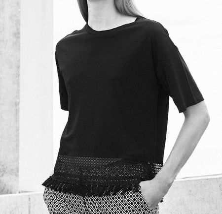 Maglia nera Seventy con bordo macramè