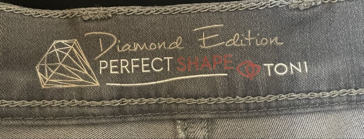 Jeans: Jeans Hose Toni 46 grau – Gebraucht aus Oberwil BL von moneymaker1 4