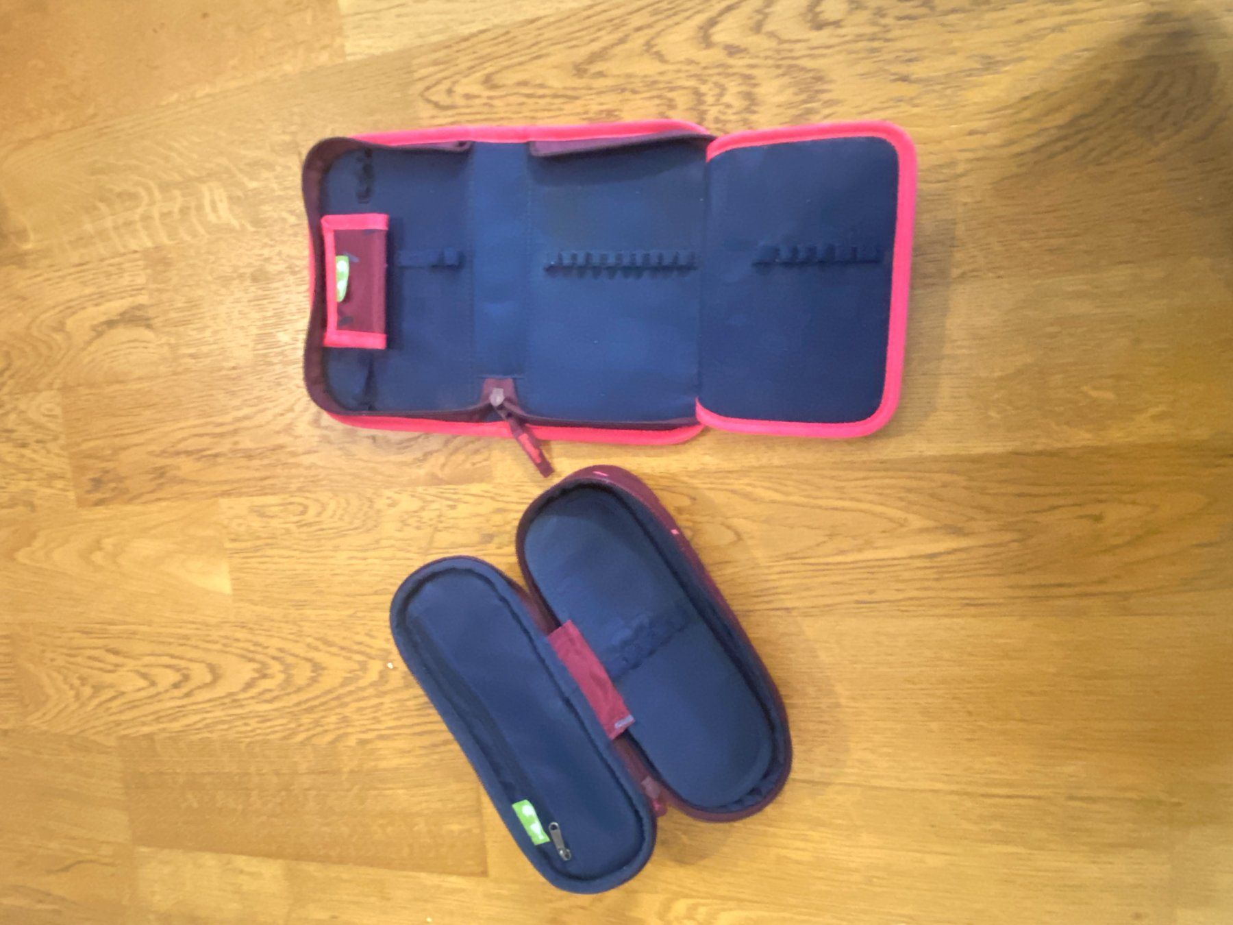 Ergobag Borse & Zaini: ERGO BAG - 4-Teiliges Set – Nuovo (secondo la descrizione) da Uznach venduto da sennchristoph 3