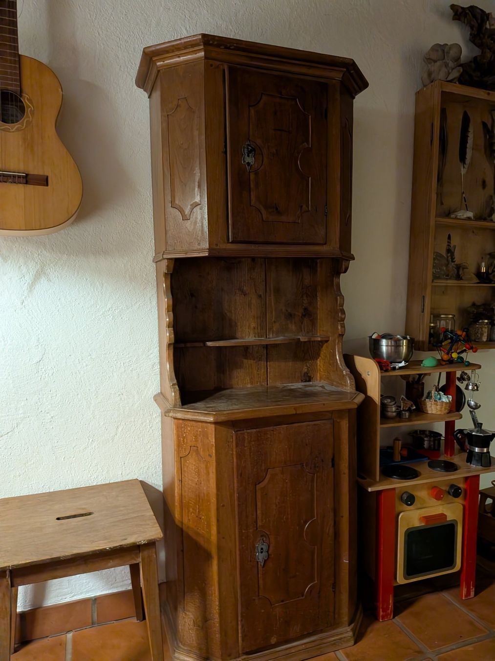 Credenze: Gänterli, schrank, antik – Usato da Gipf-Oberfrick venduto da lekker-pindakaas