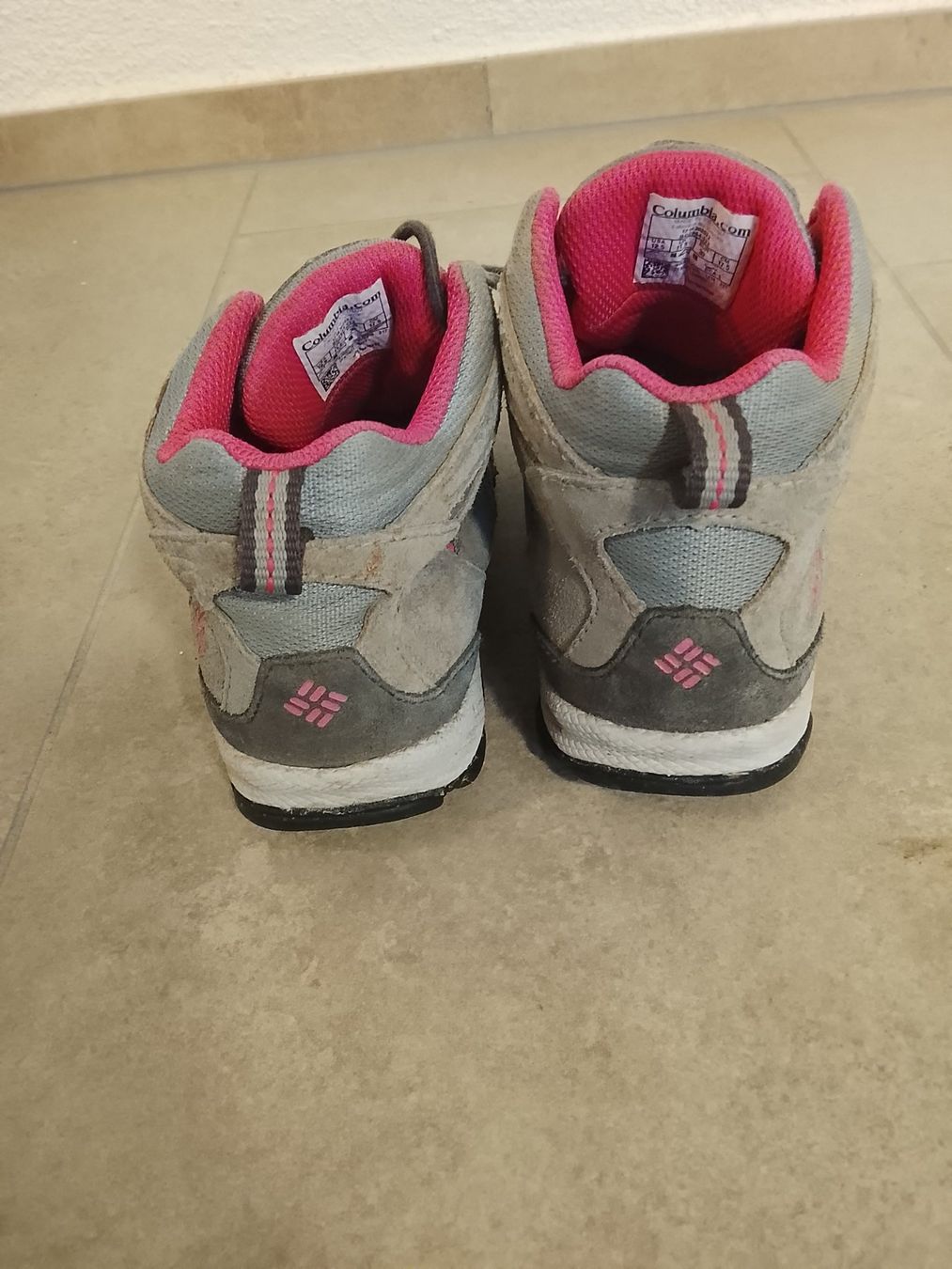 Columbia Scarpe per ragazzi: Turnschuhe Columbia Gr. 30 – Usato da St. Gallen venduto da Fluros 2