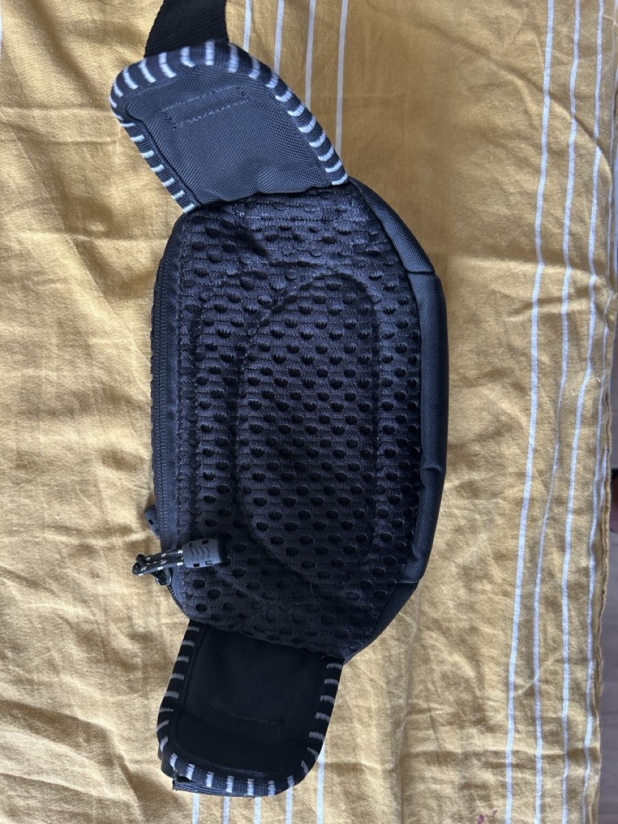 Dainese Taschen: Saccoche Dainese – Neu (gemäss Beschreibung) aus Miécourt von ala_tc5f 1