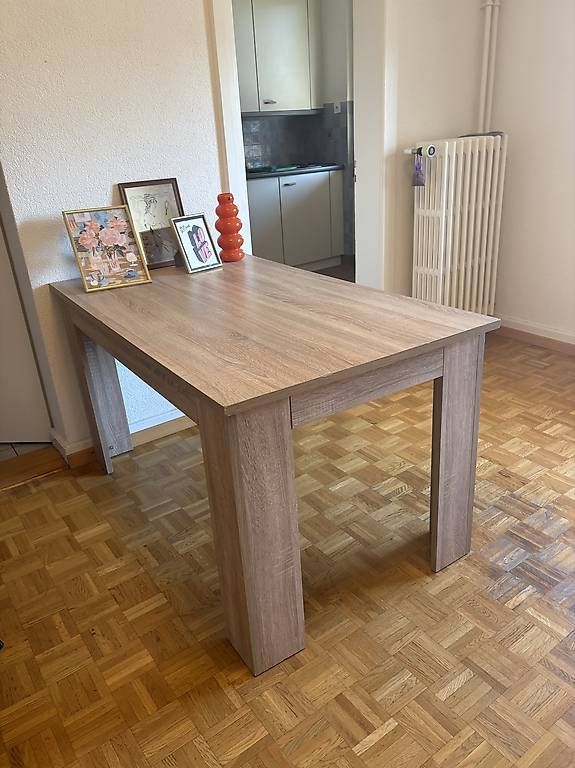 Tavoli: Table bois large - bon état  – Usato da Fribourg venduto da ame_5h25