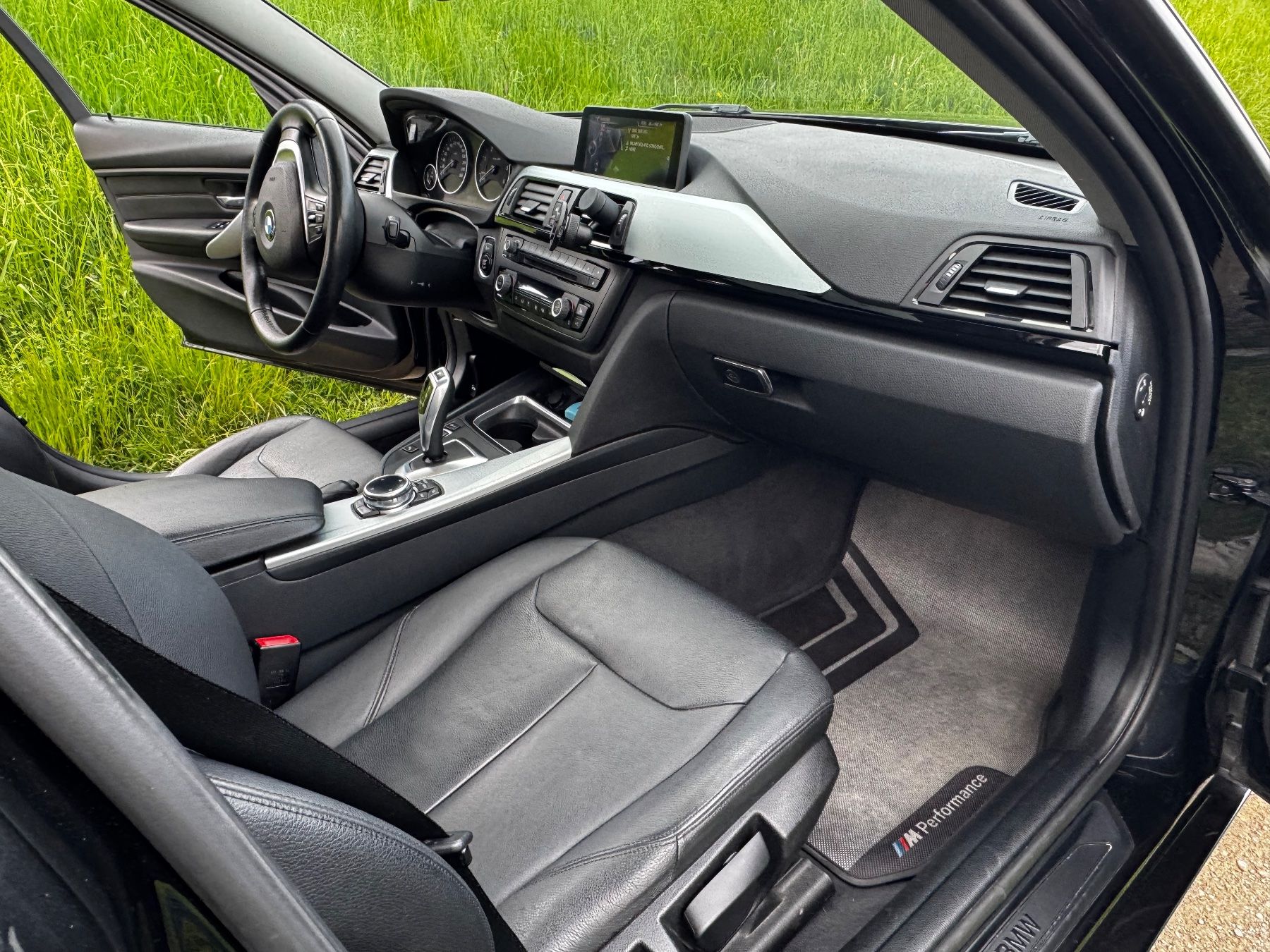BMW Automobili: 320d xDrive Sport Line – Usato da Weinfelden venduto da joh_6jcy 6