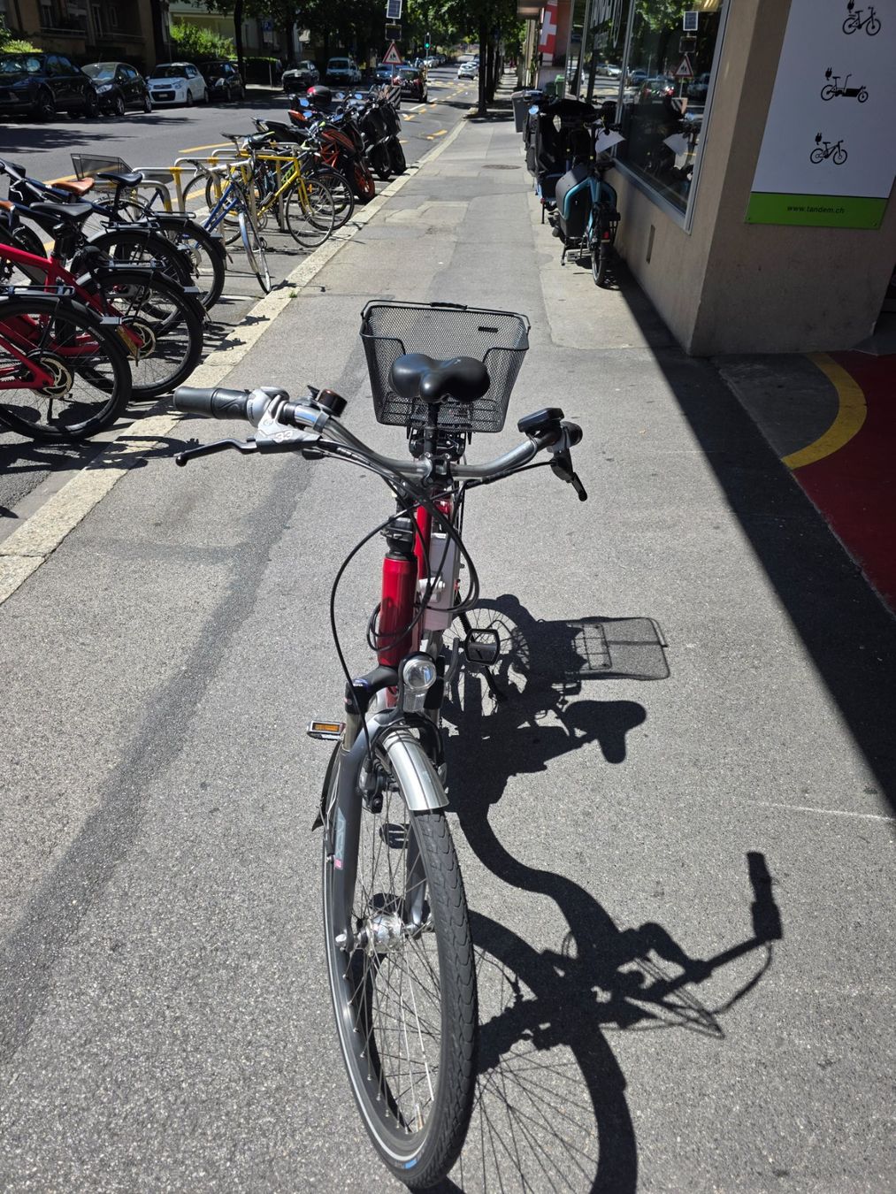 Flyer Velos: Vélo électrique Flyer rouge taille M – Gebraucht aus Rapperswil SG von stromvelo 2