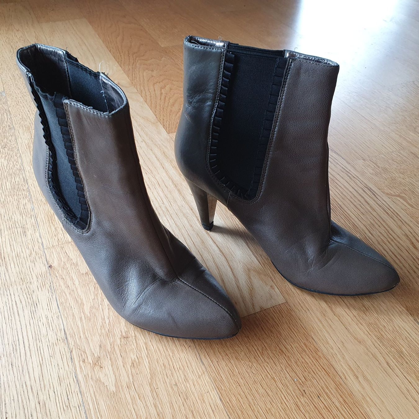 Scarpe da donna: Bottines à talons Killah, pointure 38 – Usato da boudry venduto da Let_20