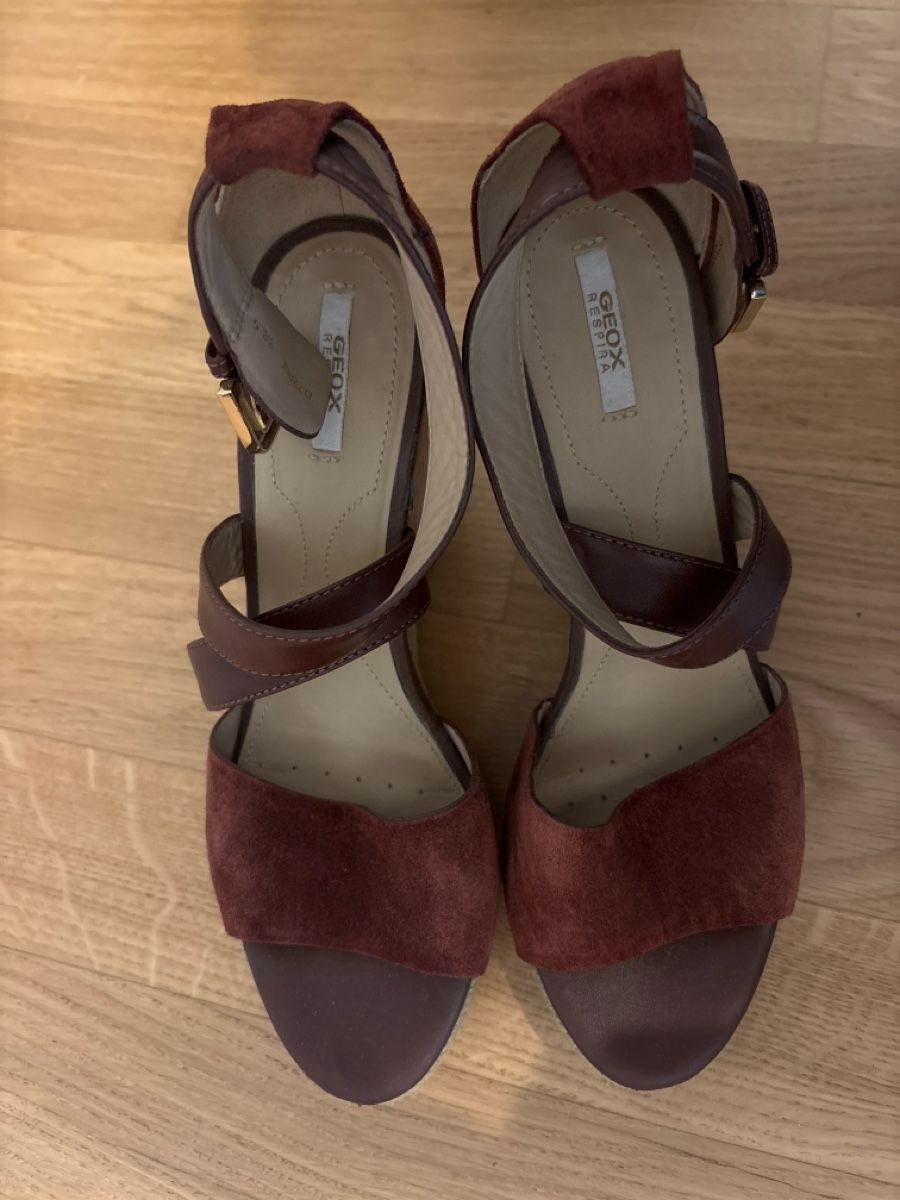 Geox Damenschuhe: Geox sandals – Neu (gemäss Beschreibung) aus Basel von ral_hw8z