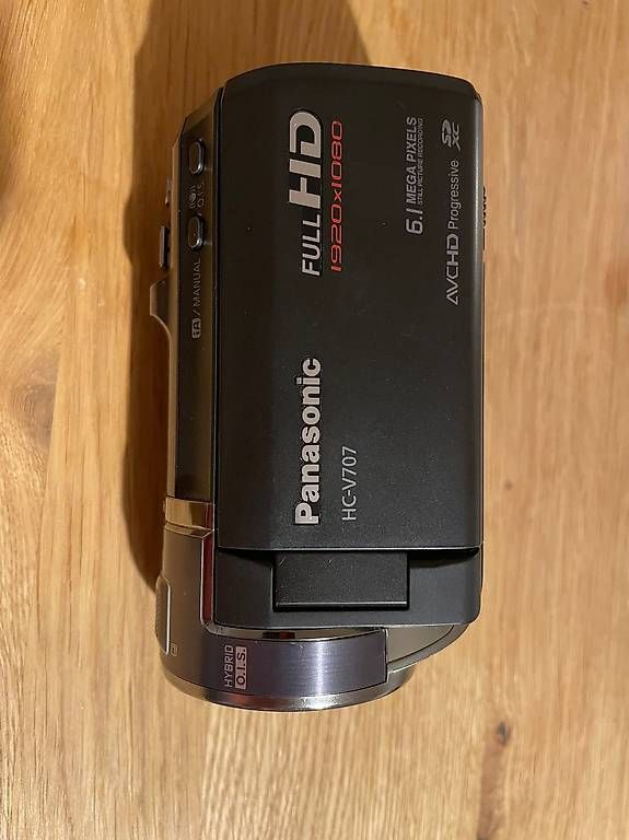 Panasonic Videocamere: Panasonic HC-V707 Videokamera – Usato da Zürich venduto da tereesa 1