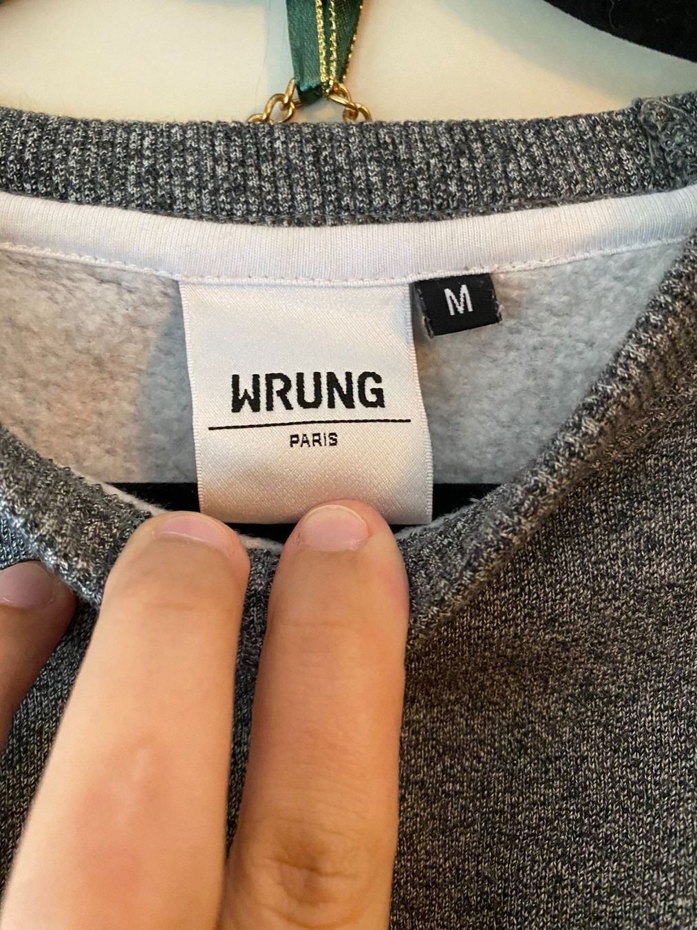 Maglioni & Felpe: Wrung Paris Pullover – Usato da Bern venduto da jbern3012 1