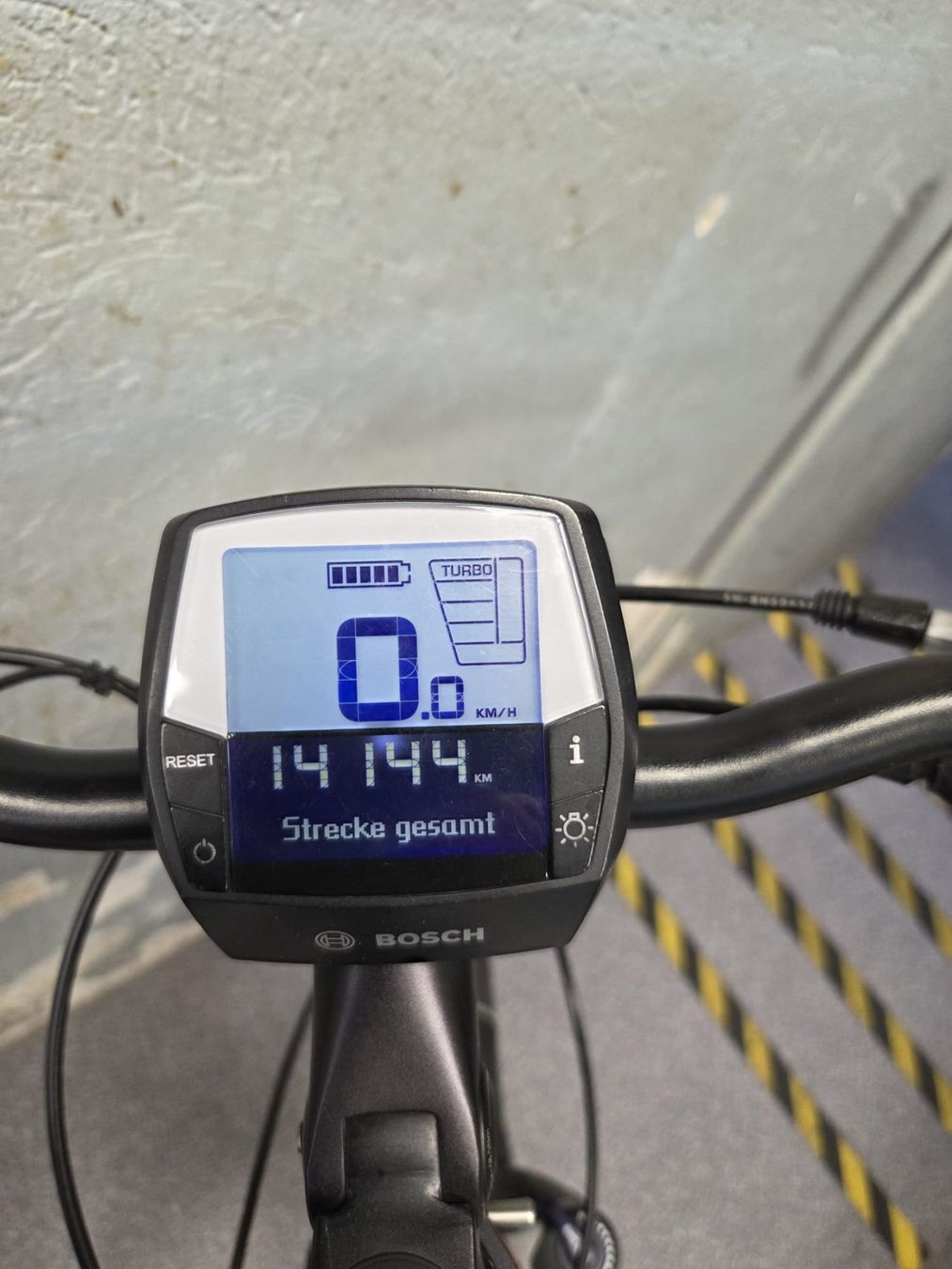 Cresta Biciclette: Cresta E-Bike, 14144km, Bosch - Motor – Usato da Rorschach venduto da ZweiradMeierGmbH 1