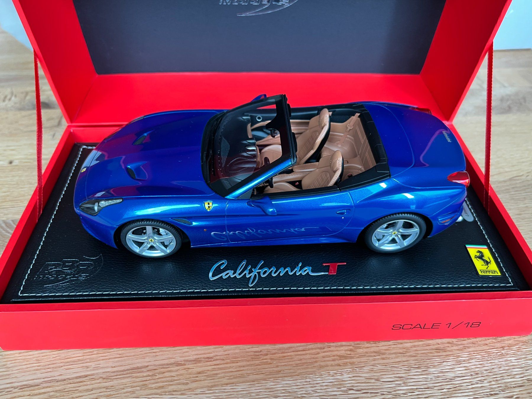 Ferrari Modellautos: 1:18 BBR - Ferrari California T – Neu und originalverpackt aus Tübach von BonnevilleMotors