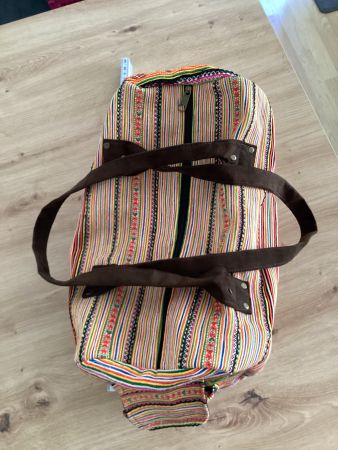 Bunte kleine Reise-/Sport-Tasche, ca. 23x23x50 cm, gebraucht