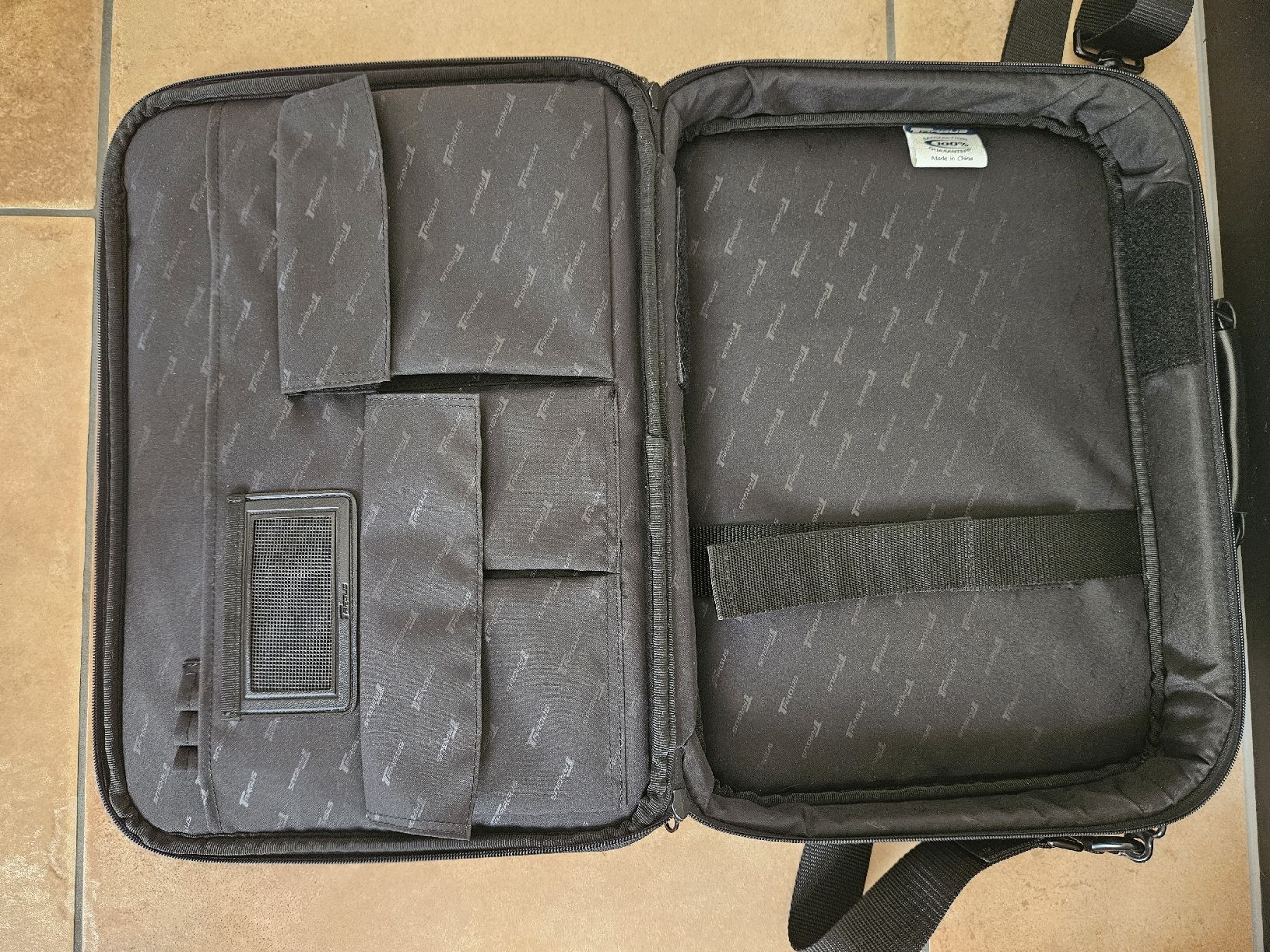 Taschen: Labtoptasche Targell – Gebraucht aus Andelfingen von Zimt01 1