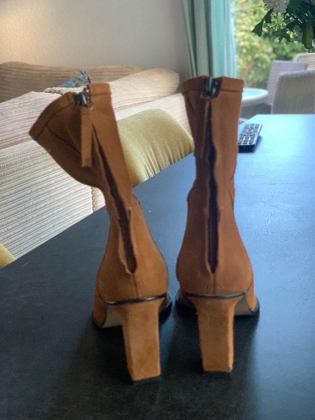 Zara Chaussures femmes: Bottines en daim Zara – Neuf avec emballage d'origine à Bouveret par Ahava74 3