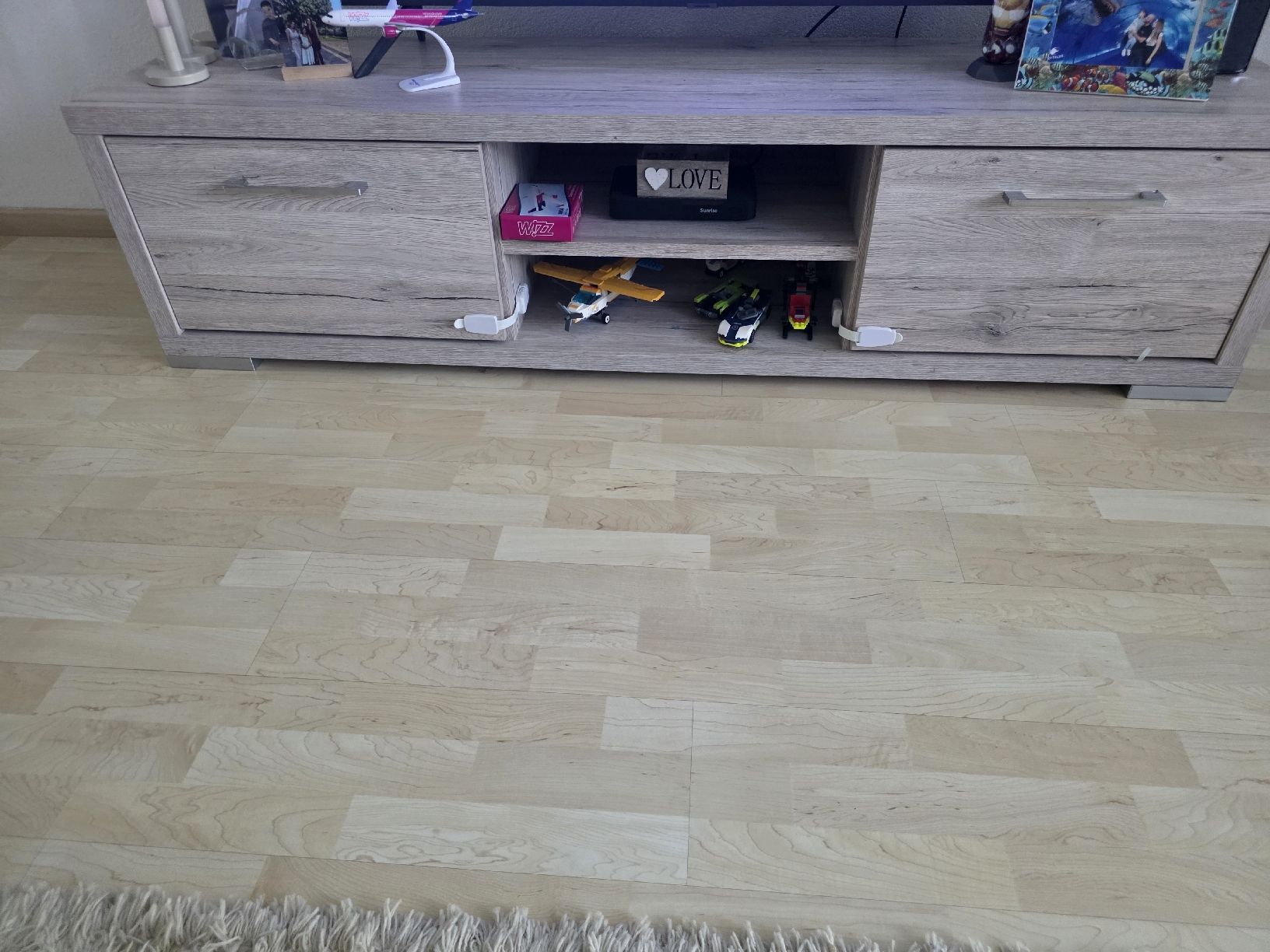 Conforama TV Möbel: Sideboard Kommode  guter Zustand – Gebraucht aus Bassersdorf von Emptywords