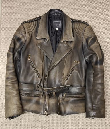 Töff Lederjacke Grösse 56 (entspricht eher L oder 50/52)