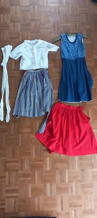 Robes: Dirndl – D'occasion à Speicher par Luzcy 1