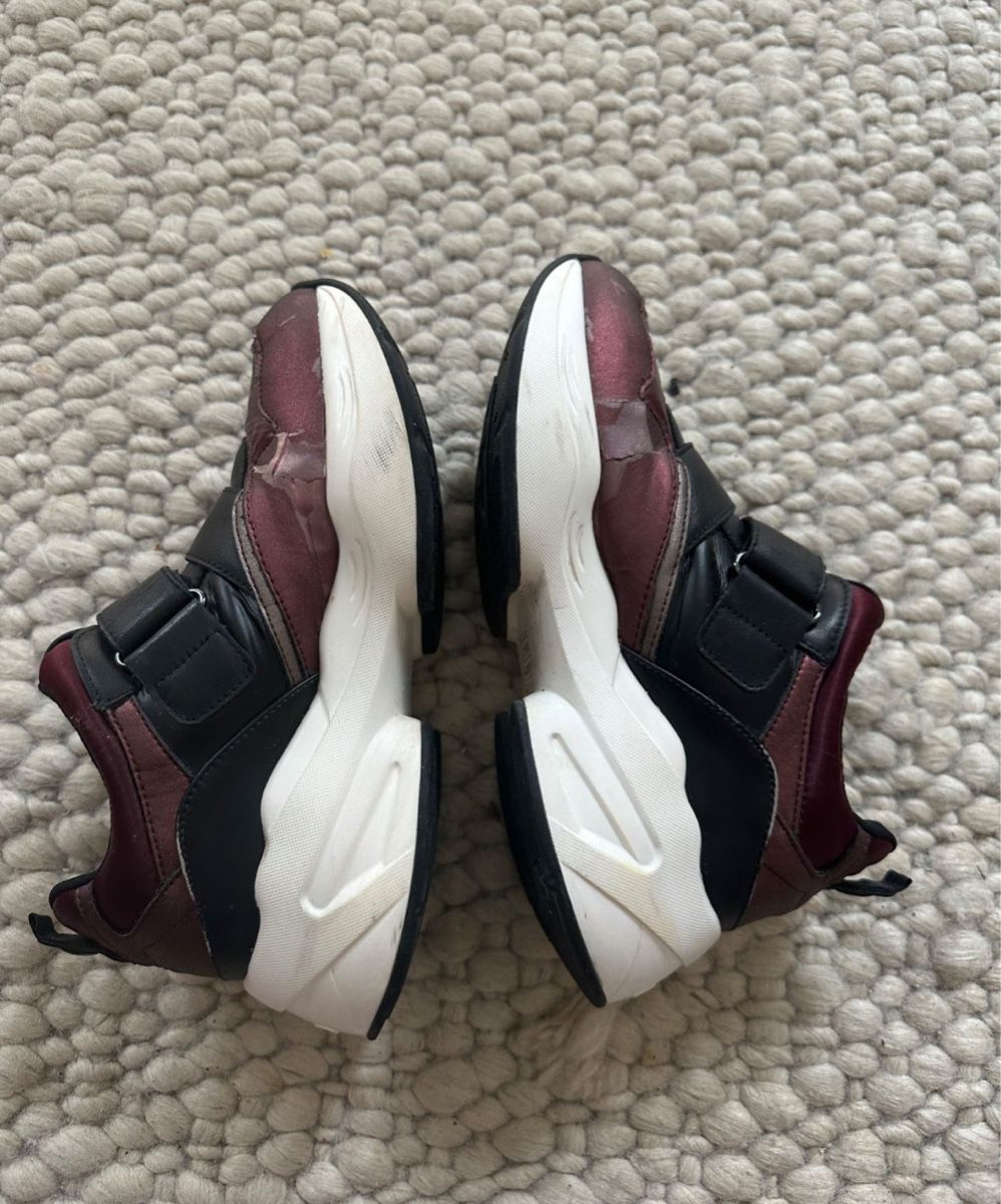 Liu Jo Chaussures femmes: LIU JO SNEAKER gr 37 – D'occasion à Schaffhausen par rot_yyy7 1