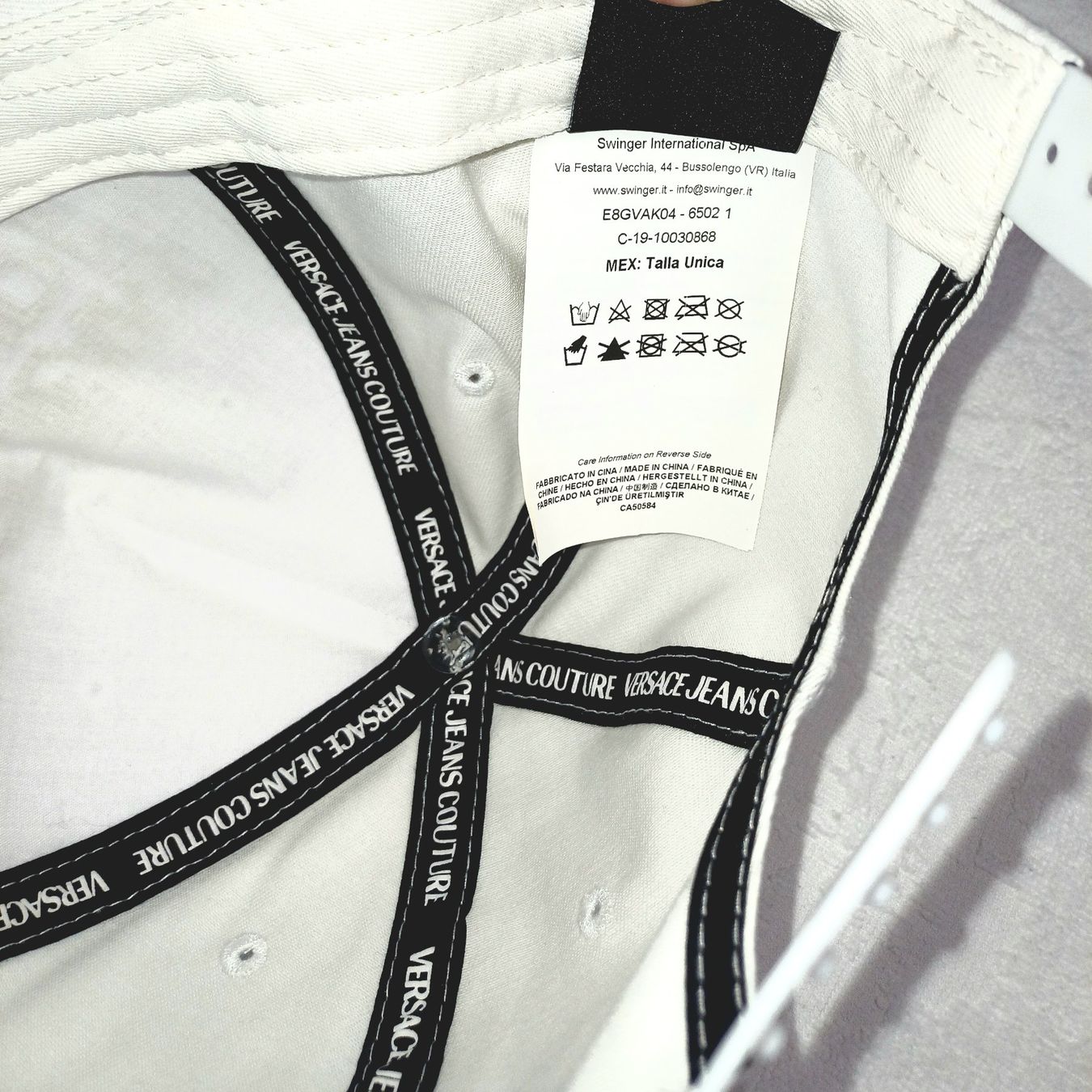 Versace Altro in  Abbigliamento & Accessori: VERSACE JEANS COUTURE- BASEBALL CAP – Usato da Thalwil venduto da best4less 5