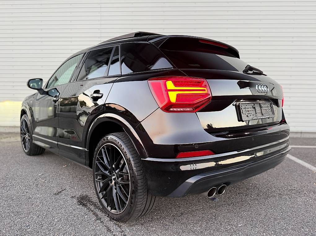 Autos: Audi Q2 S-line – Neuf avec emballage d'origine à Schötz par LNP 2