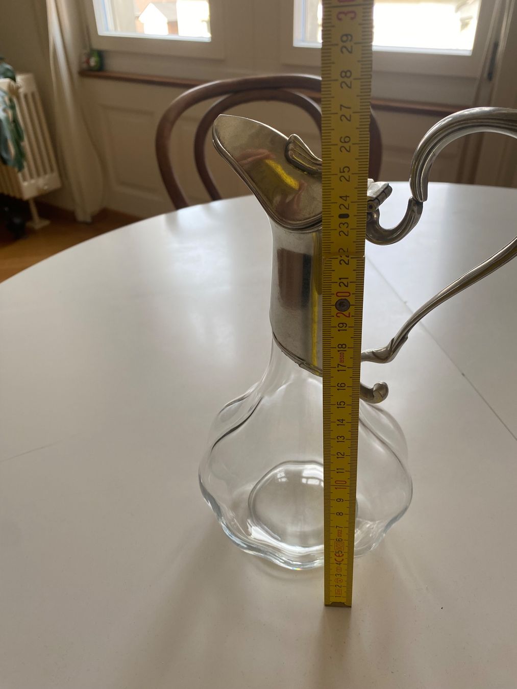 Caraffe: Elegante Glaskaraffe mit Silberaufsatz – Usato da Basel venduto da NormaJean01 4