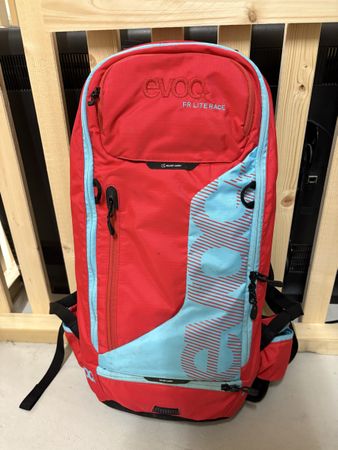 Evoc FR Lite Race