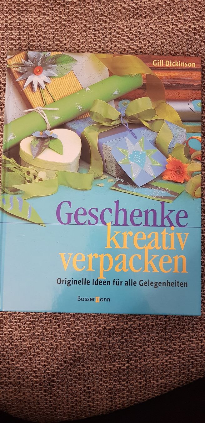 Bücher: Geschenke kreativ verpacken (Buch) – Neu (gemäss Beschreibung) aus Lupfig von Nanda89