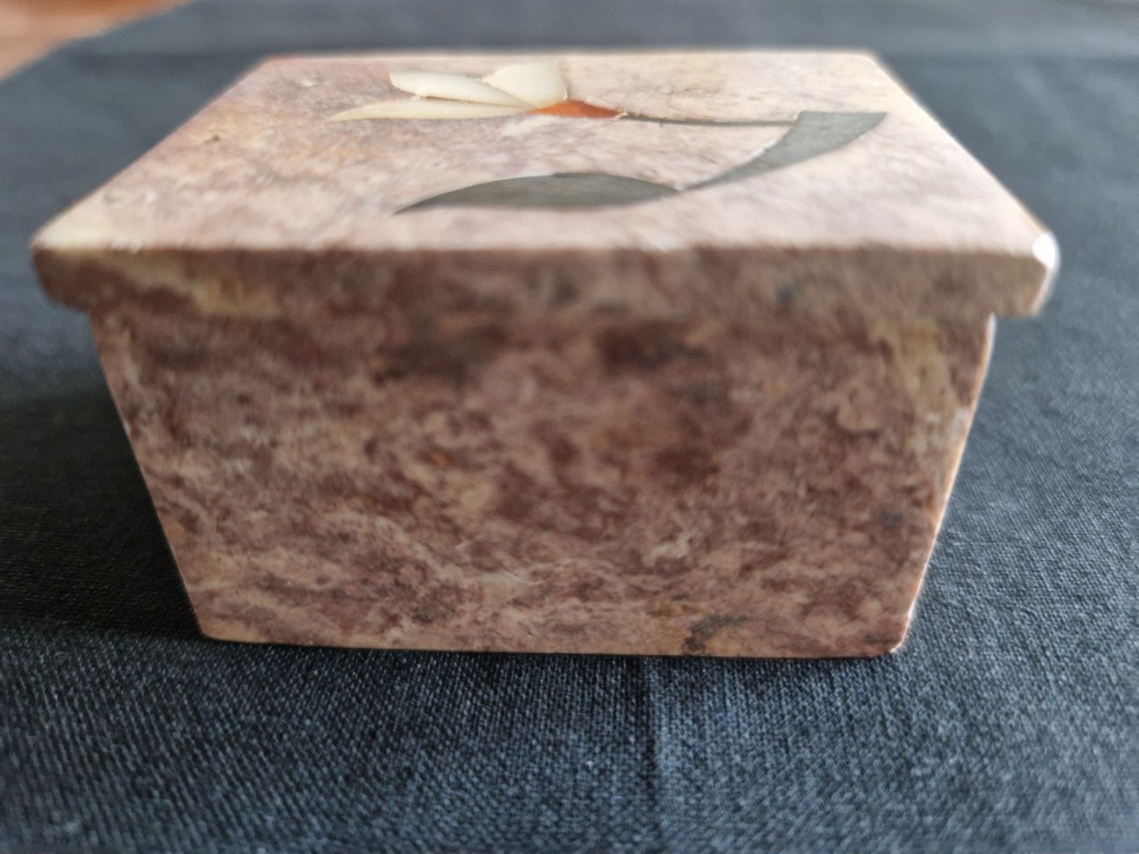 Contenitori & Simili: Kleine Speckstein Box – Usato da Fislisbach venduto da mka_km8f 1