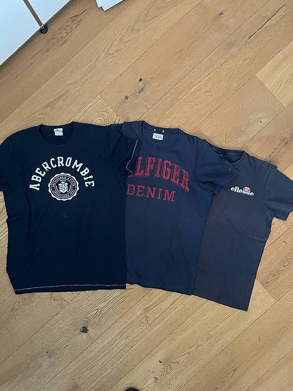 Lotti di vestiti: Abercrombie, Hilfiger und Ellesse T'Shirts – Usato da Murten venduto da bea_n5yn