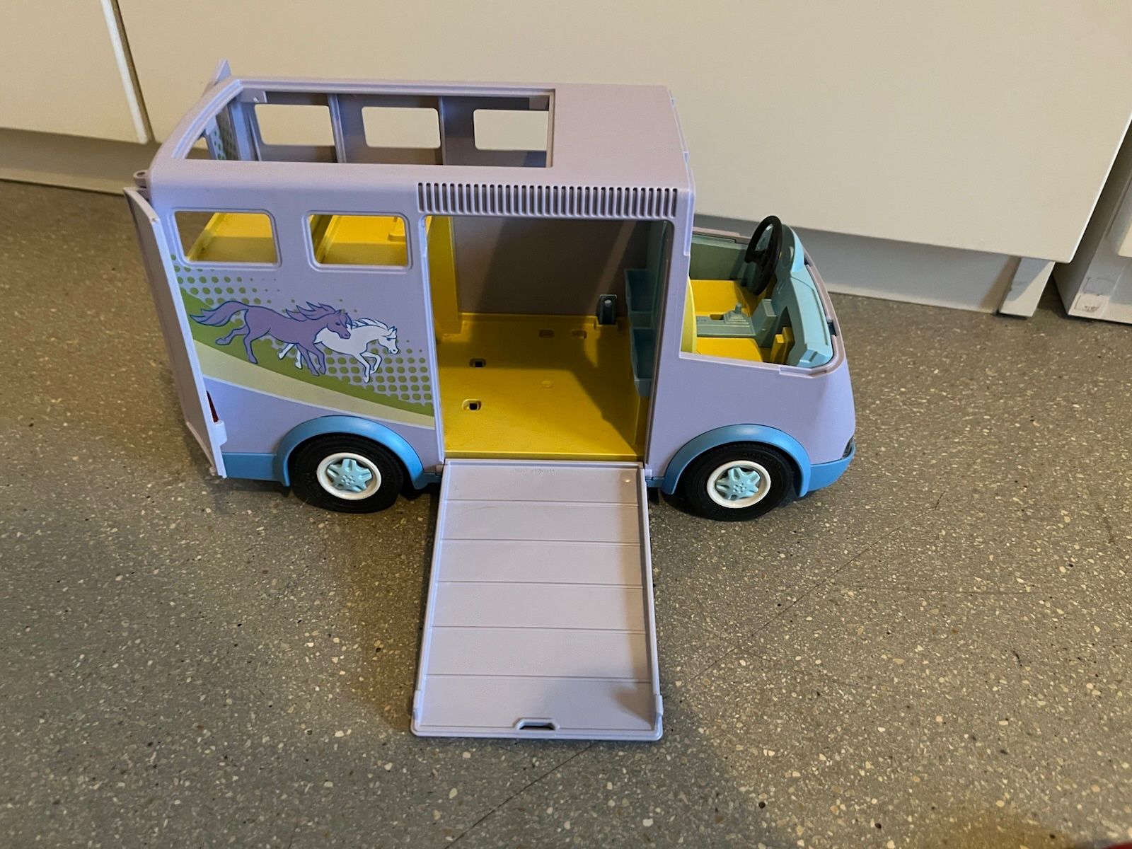 Playmobil Giocattoli: Playmobil Pferdetransporter – Usato da Bern venduto da Werahiko 3