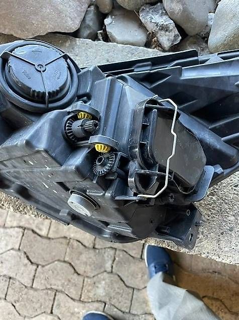 Scheinwerfer: Original Opel Corsa D Scheinwerfer Rechts! – Gebraucht aus Frauenfeld von June014 3