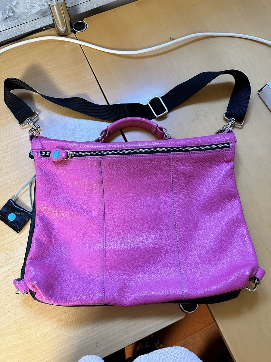 Gabs Koffer & Taschen: Gabs Aktentasche – Gebraucht aus Muttenz von sim_k77n
