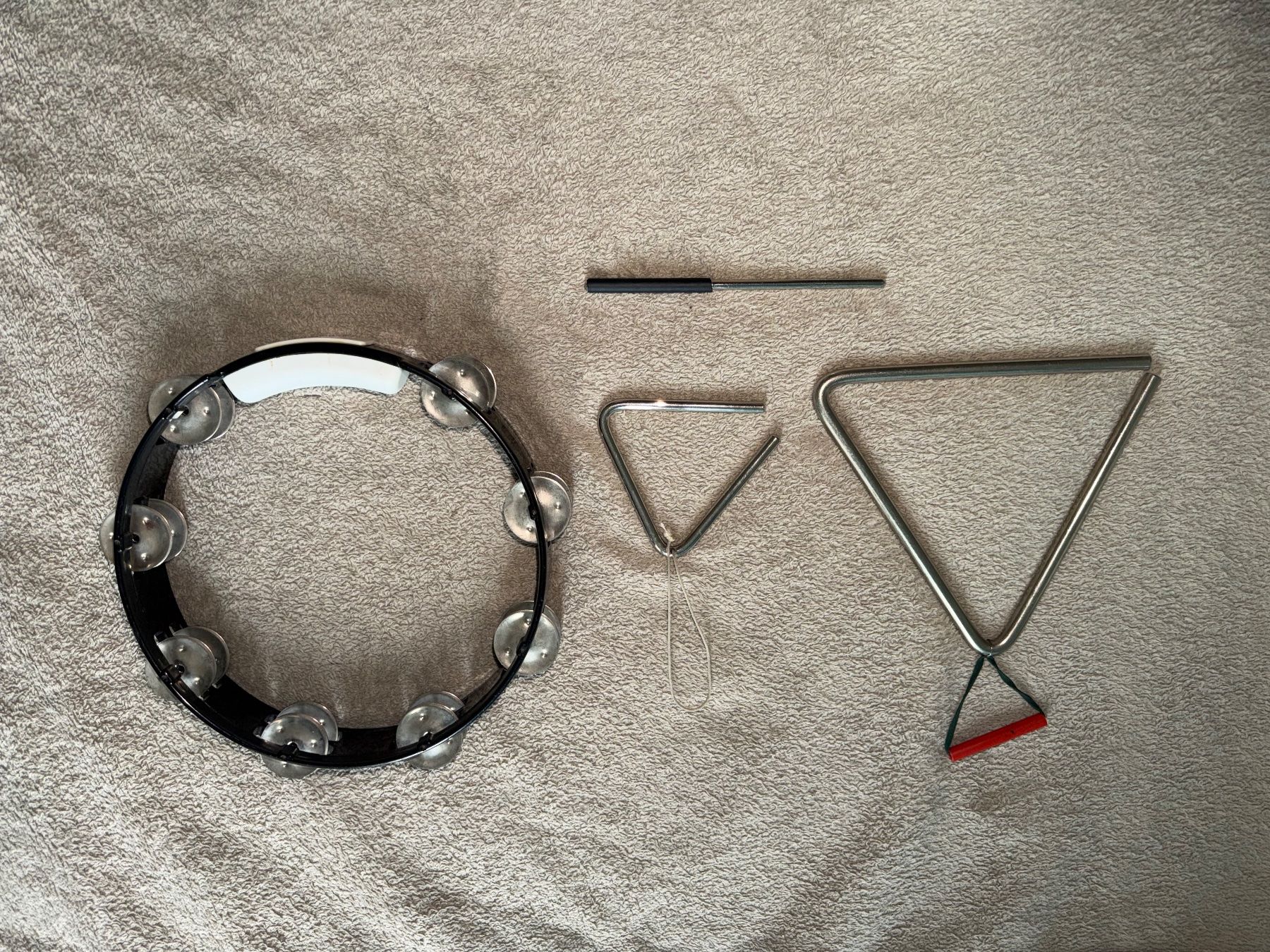 Strumenti musicali: 3 er Set Triangeln Musikinstrumente, – Usato da Aarau venduto da KorgPA 1