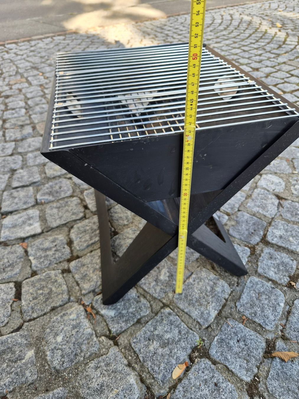 Griglie: Tragbarer Camping-Grill – Usato da Zürich venduto da Ramlee 1