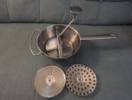 Flotte Lotte, Passiermühle, Passiergerät - 3 Lochscheiben