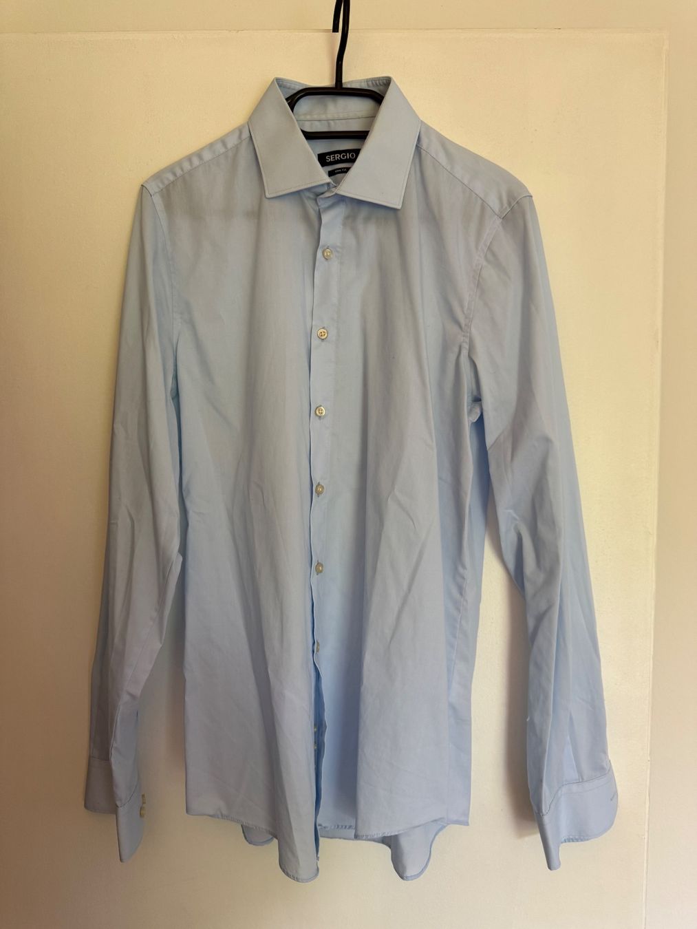 Chemises: Hellblaues Business Hemd Sergio – D'occasion à Thalwil par pie_w2lk