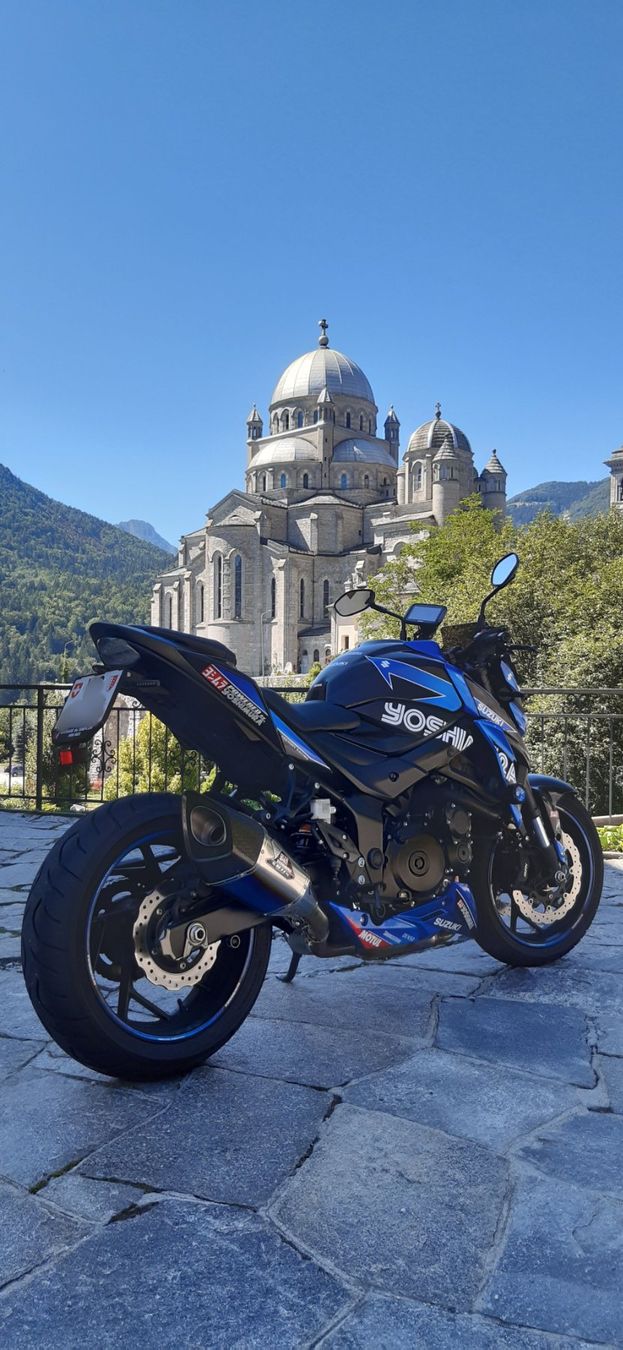 Suzuki Strasse: ⭐Suzuki Gsx-s 750 Yoshimura ABS – Gebraucht aus Sembrancher von Oupoup 2