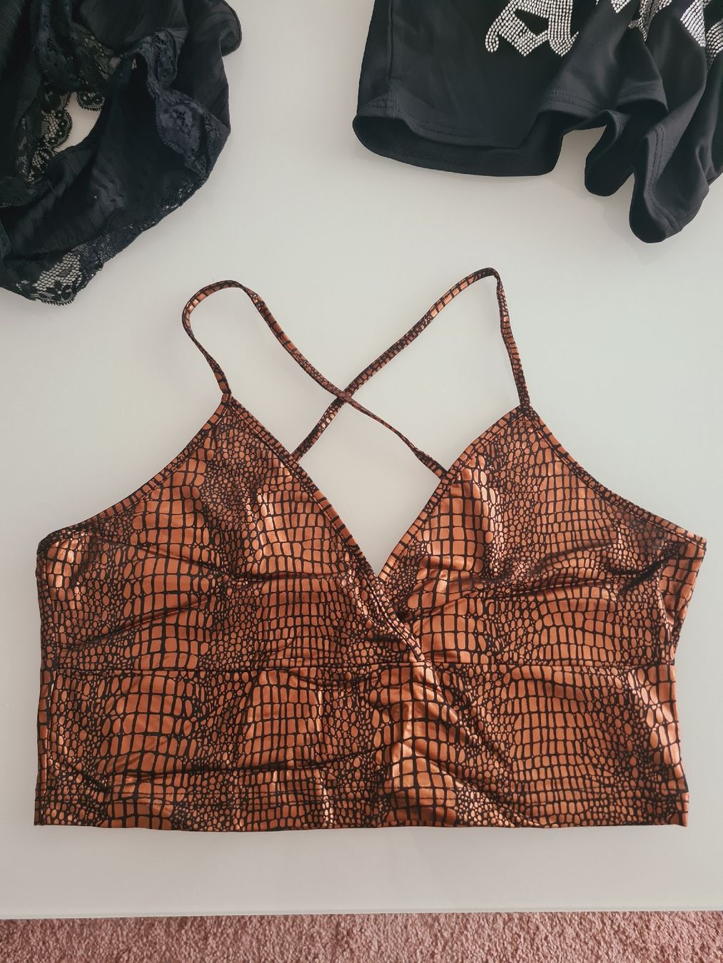 Top: Diverse Tops grösse L – Nuovo (secondo la descrizione) da Zollikofen venduto da melanie057 1