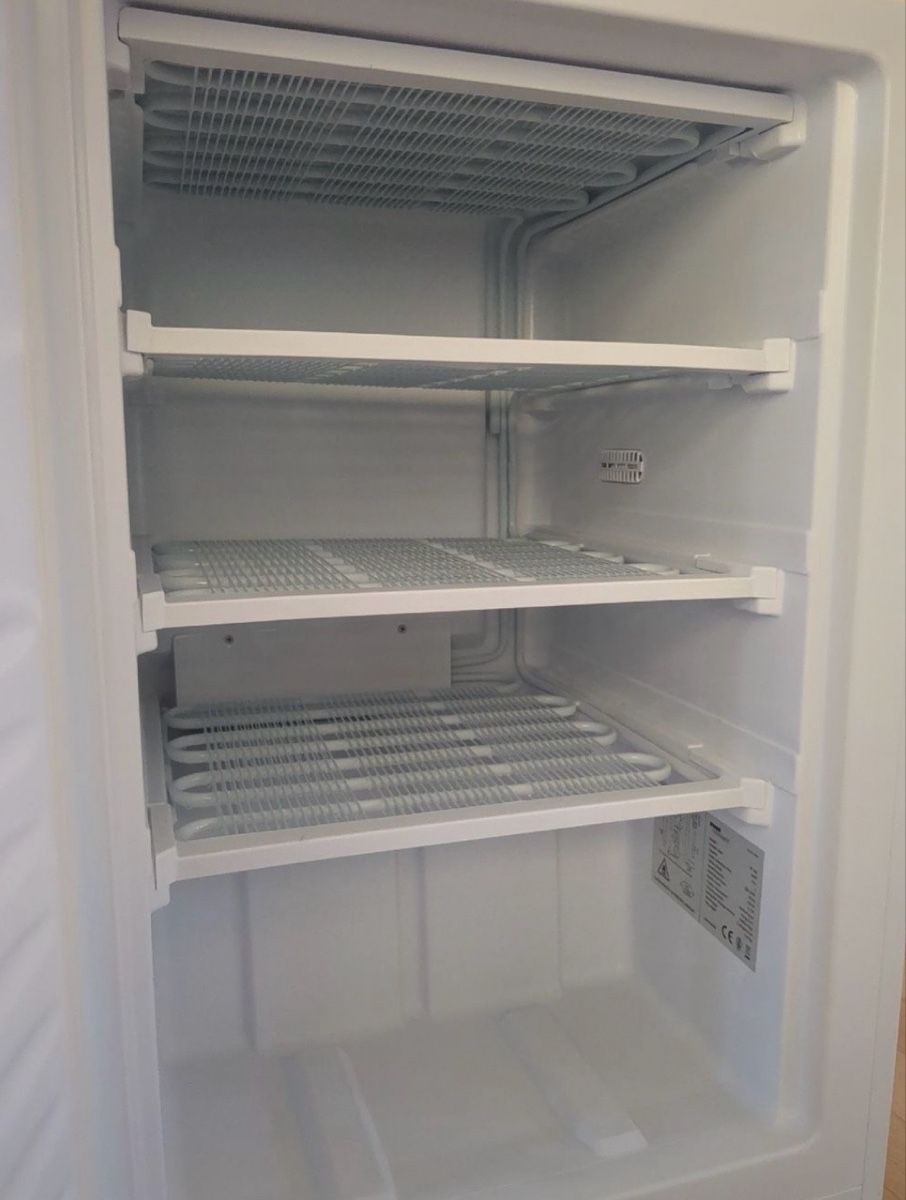 Gefrierschrank: Congélateur Fust Novamatic  – Gebraucht aus Schaffhausen von lau_vjb6 5