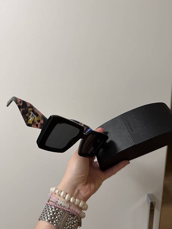 Prada Occhiali & Lenti: Prada Sonnenbrille – Usato da Rotkreuz venduto da andgav11