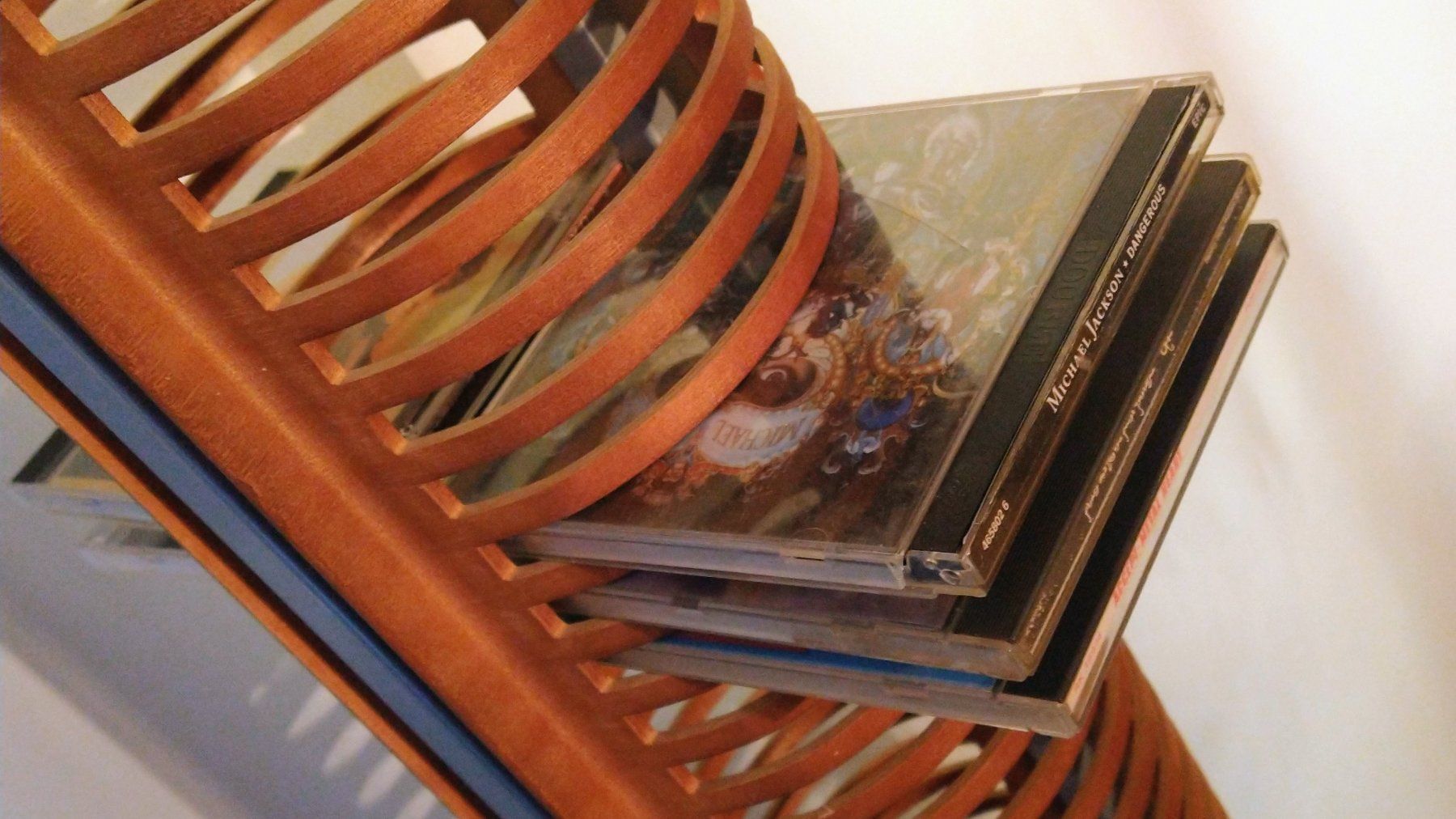 Racks & Cavalletti: CD Ständer für 120 CDs – Usato da Rüti ZH venduto da Prostias 4