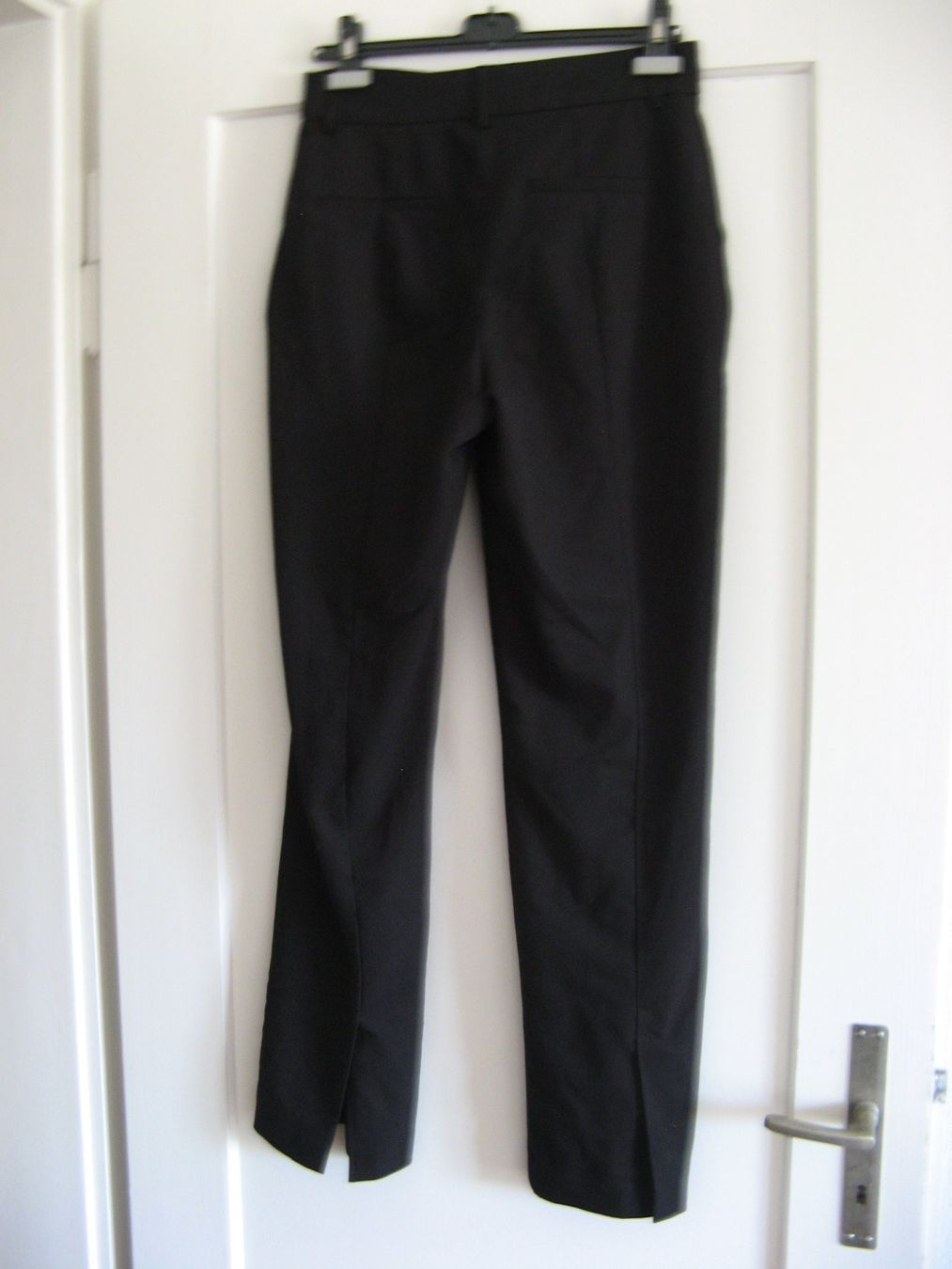 Na-kd Pantaloni: schwarze Hose Gr. 38 Na-kd – Usato da Zürich venduto da apil 3
