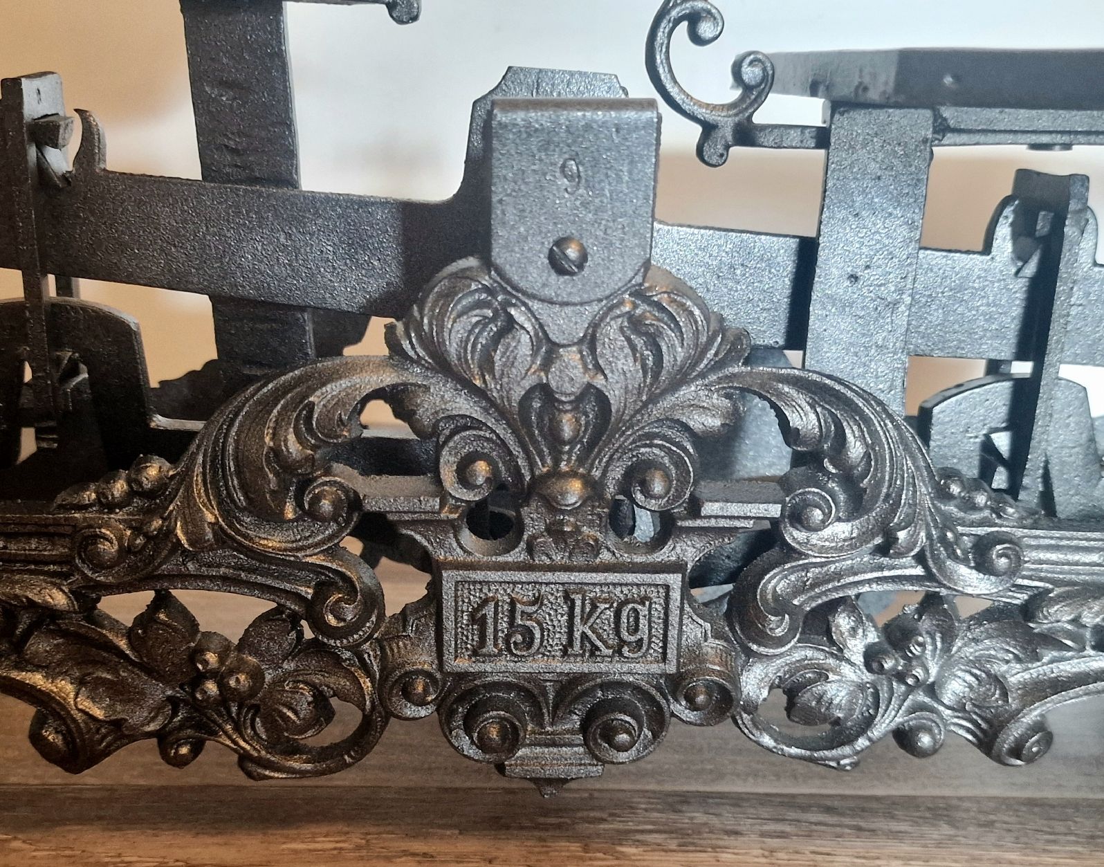 Bilance e pesi: Balance ancienne restaurée pour décoration  – Usato da Monthey venduto da ditty 1