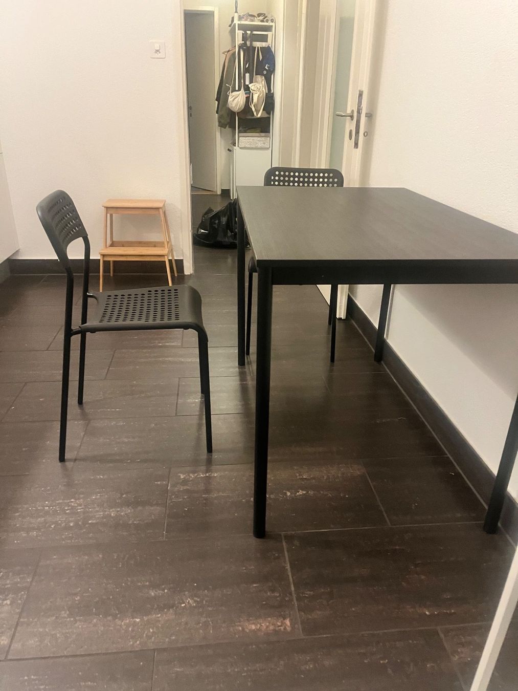 Ikea Tischset: Tisch mit 4 Stühlen – Gebraucht aus Basel von D.Ns