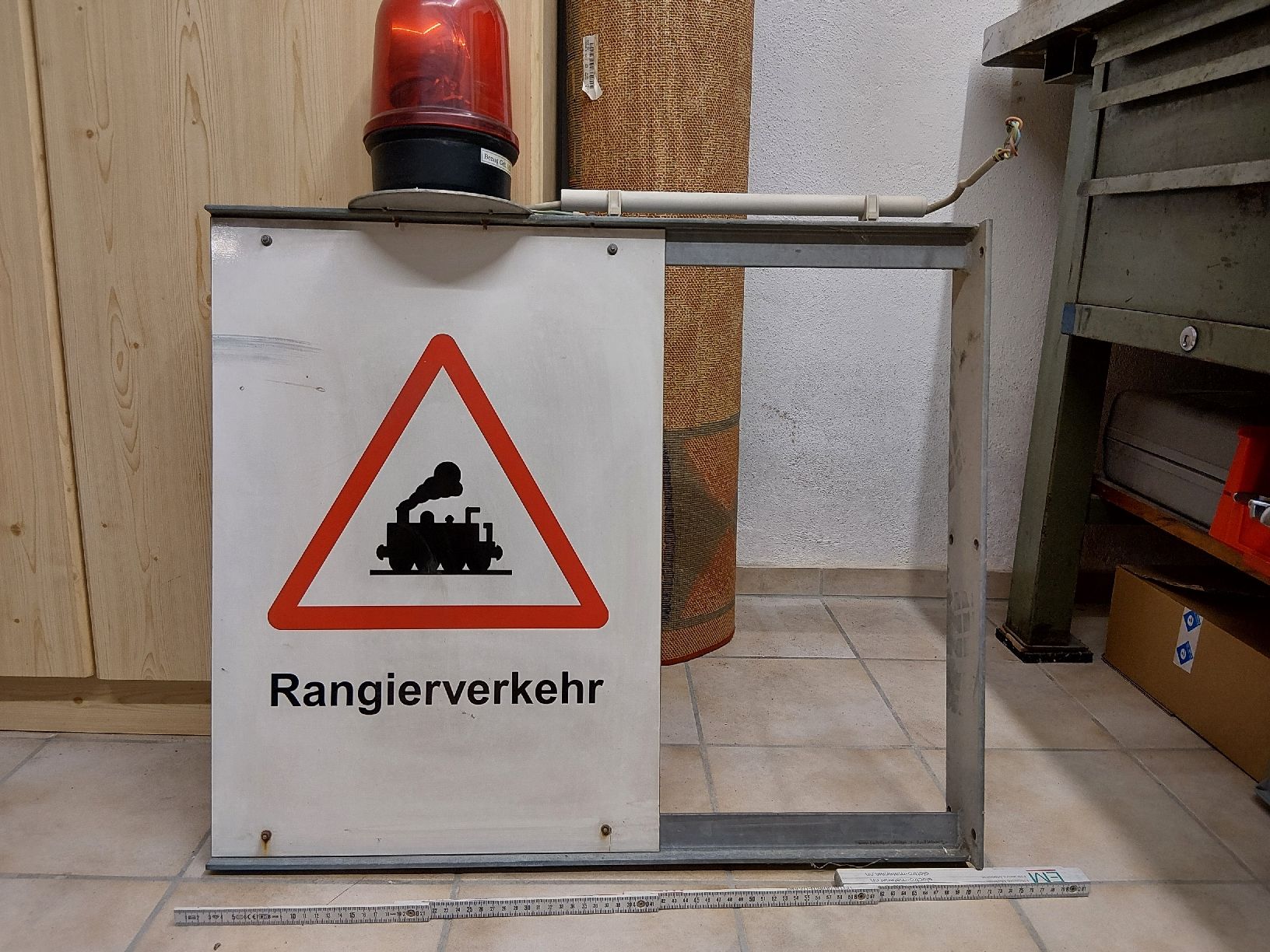 Schilder: Warntafel Rangierverkehr  – Gebraucht aus Weisslingen von rbr_5df5 1