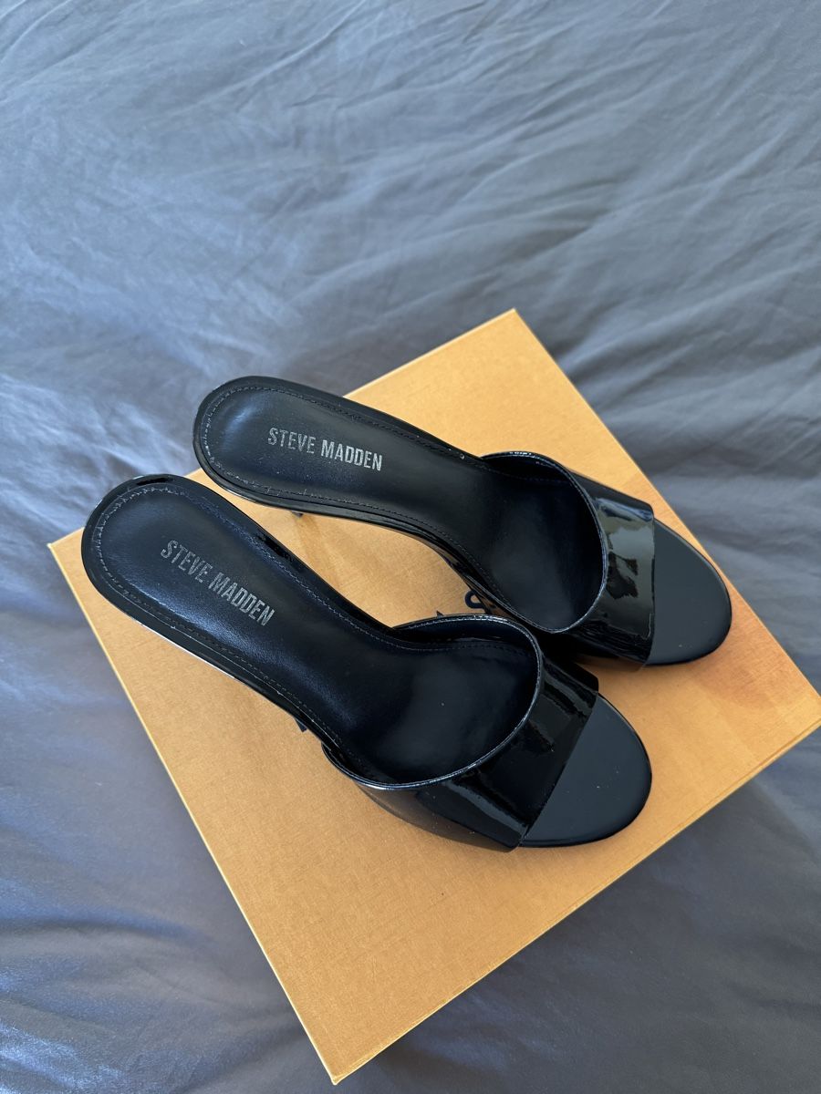 Steve Madden Damenschuhe: Steve Madden Kittenheel Sandal Gr. 38 – Gebraucht aus Küsnacht ZH von pup_culture 1