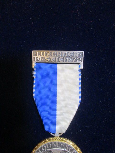 Medaglie: Luzerner Stich 1972 emailliertes Gemeindewappen Reiden – Nuovo (secondo la descrizione) da Luzern venduto da Horoskop1 2