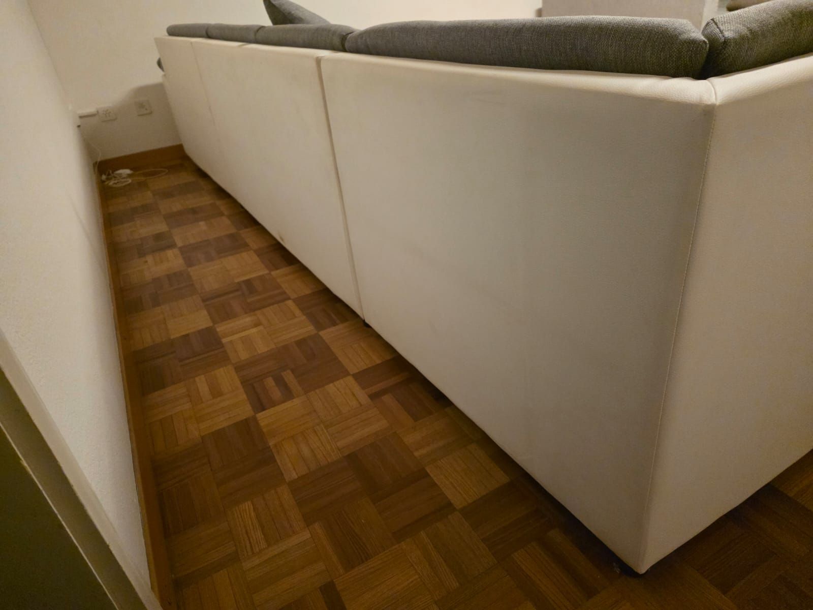 Divani: Grosses Ecksofa  (Basel) – Usato da Laufen venduto da Miggeli88 2